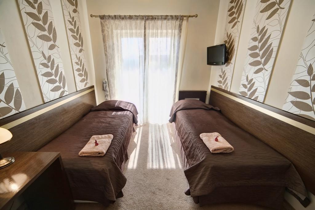 Hotel Orlik Krynica Zdroj Bagian luar foto